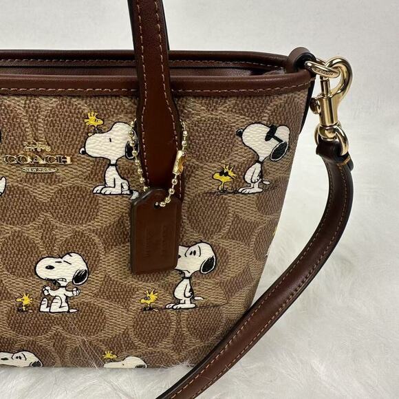 Coach X Peanuts City Mini Tote Bag In Signature Canvas With Snoopy Print CBS83 - Picture 6 of 8